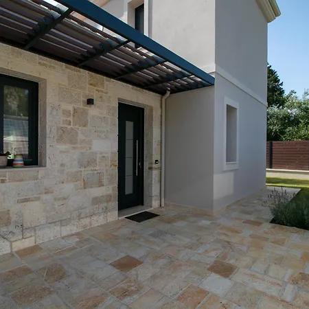 Aelia * אגיוס גיורגיוס פגון