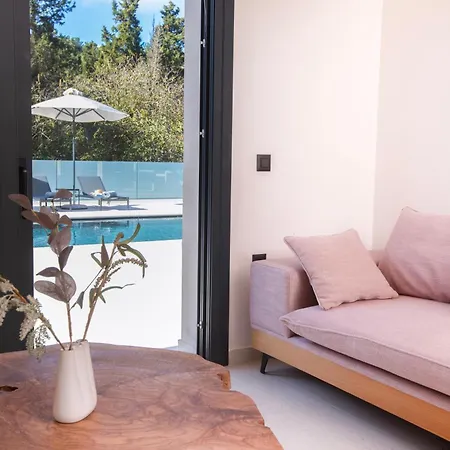 Aelia * אגיוס גיורגיוס פגון