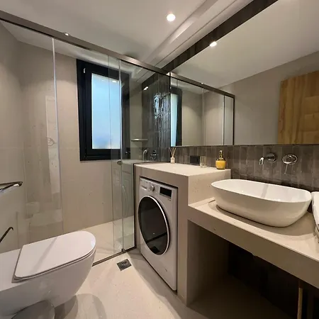 Vila Aelia Agios Georgios Pagon