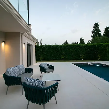 Aelia Villa