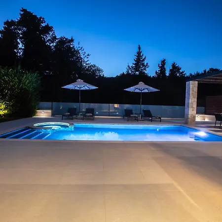 Aelia Villa
