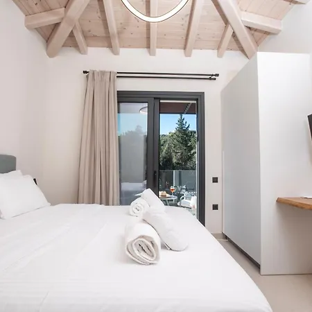 Aelia Villa Agios Georgios Pagon